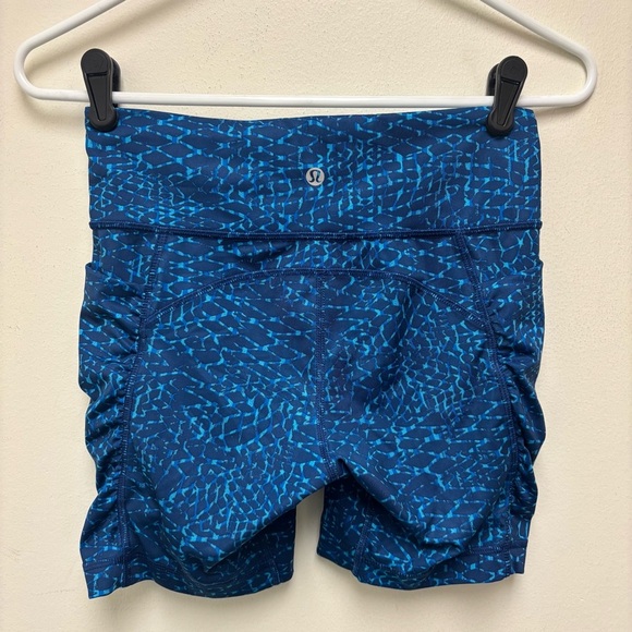 Lululemon Speed Track Shorts - Picture 8 of 10